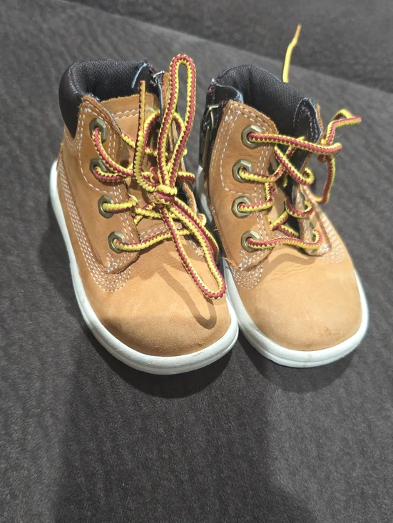 Timberland Baby Tan Leather-Look High-Top Sneaker-boots Size 4.5 Baby