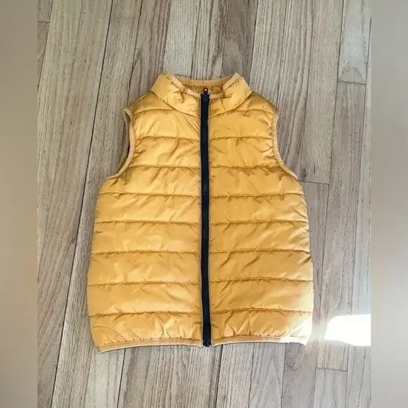 GYMBOREE BOYS FULL ZIP VEST SIZE S (5/6)