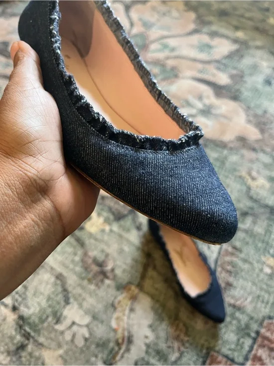 Kate Spade ♠️ Navy Ruffle Denim Pointed-Toe Ballet Flats Size 7 Retail: $195.00