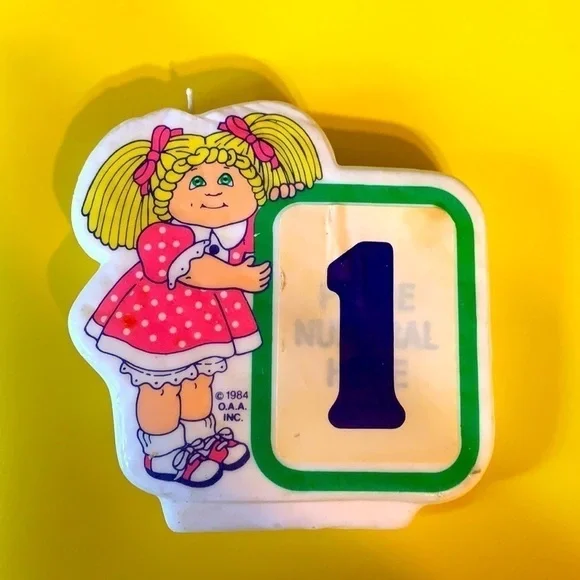 Vintage 1984 blonde Cabbage Patch doll first birthday candle