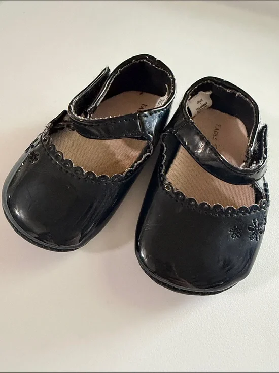 Faded Glory Black Patent Mary Jane Baby Shoes