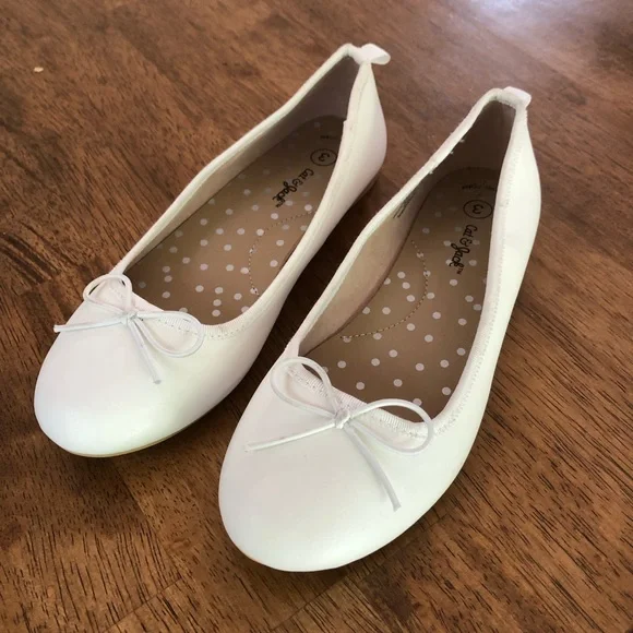 Girls White Ballet Flats