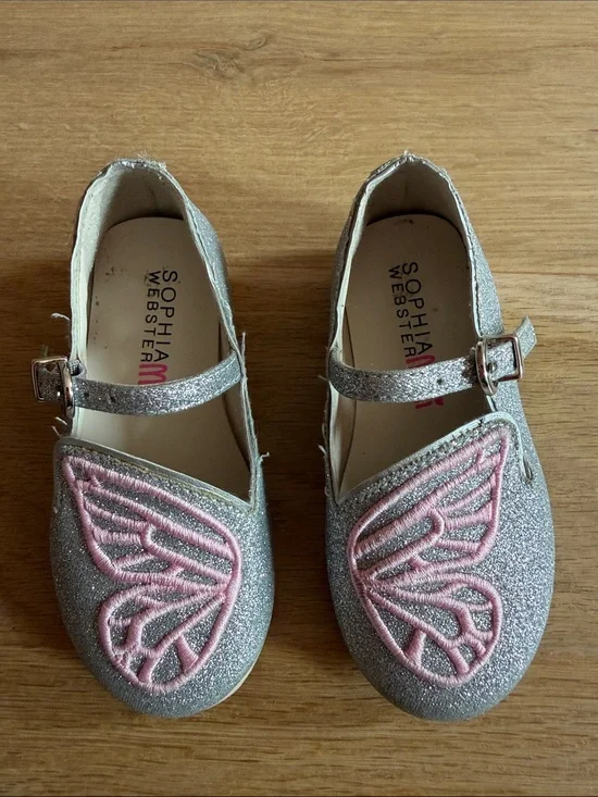 Sophia Webster Mini Butterfly Flat - Glimmer Silver. Size 24