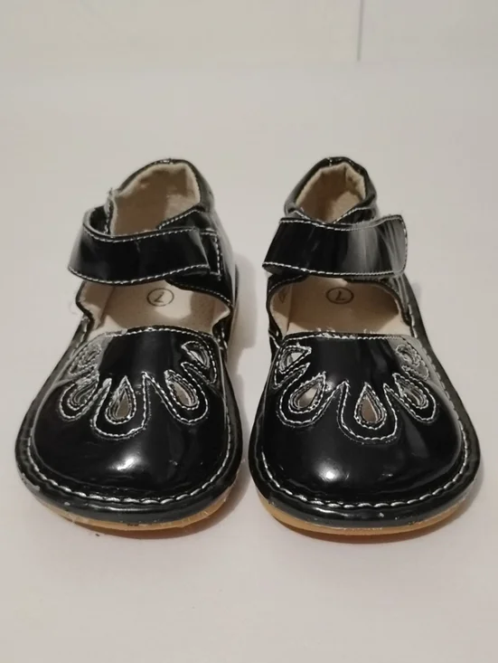 Little Mae's Kids 7 Black Patent Mary Jane Squeaky Alligator Logo Sole Shoe