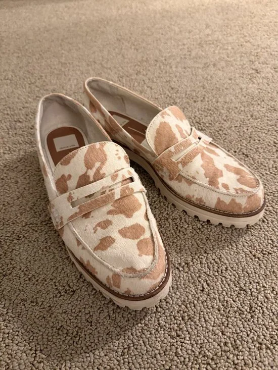 Dolce Vita Aubree Haircalf Cow Print Lug Sole Penny Loafers | Size 10