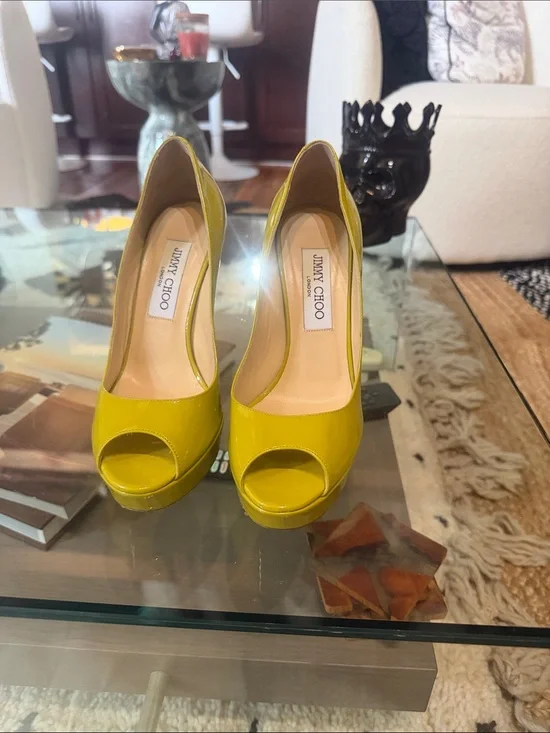 Jimmy Choo Yellow Patent Peep-Toe Platform Pumps - Lime Tone