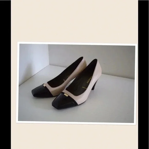 Bruno Magli pumps