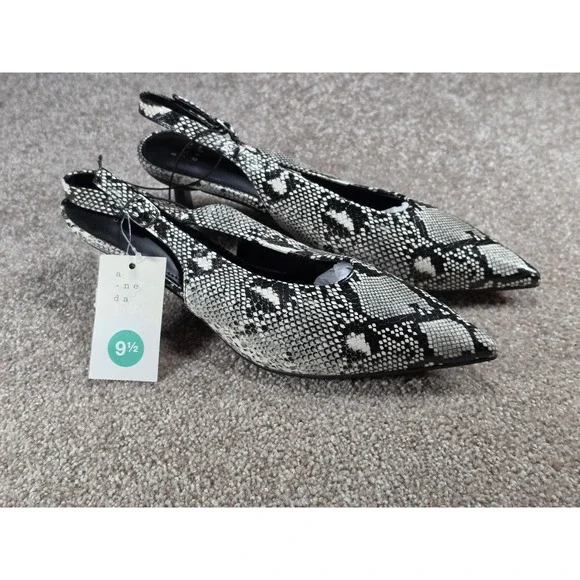 A New Day Samantha Snakeskin Slingback Kitten Heels Cream Black Pointed Toe 9.5
