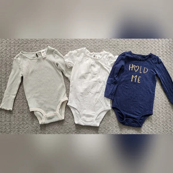 OshKosh‎ B’gosh | Baby Girl Long Sleeve Onesie Bundle | 18 months