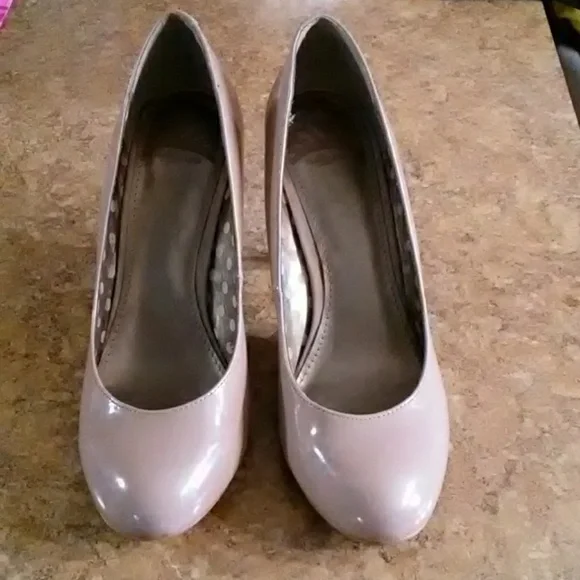 Women's Fergalicious Nude Heels