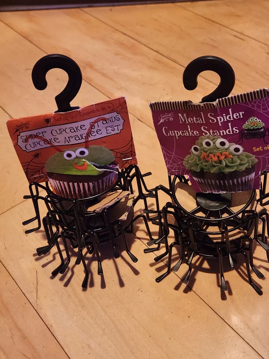 Metal Spider Cupcake Stands - Black (Set of 4, 2 Sets)