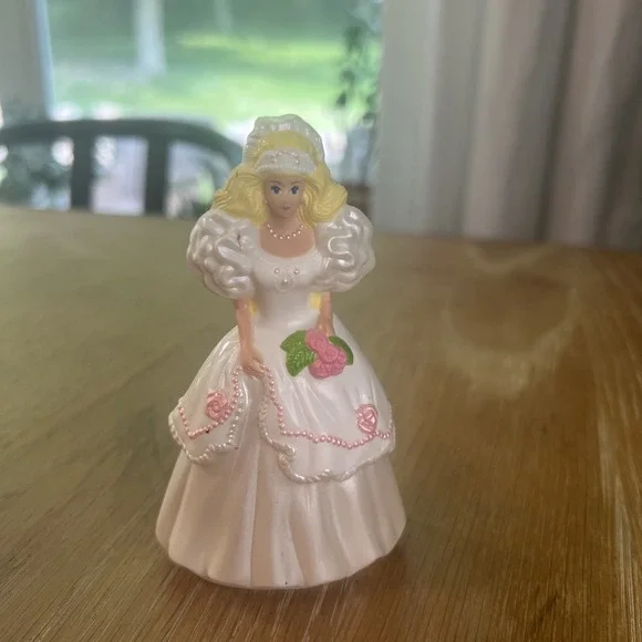 Vintage 1992 McDonald's Barbie Doll Plastic Wedding Figures Cake Topper‎ Happy