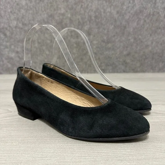 Sesto Meucci Women's Size 5 Black Suede Slip On Low Block‎ Heel Pumps