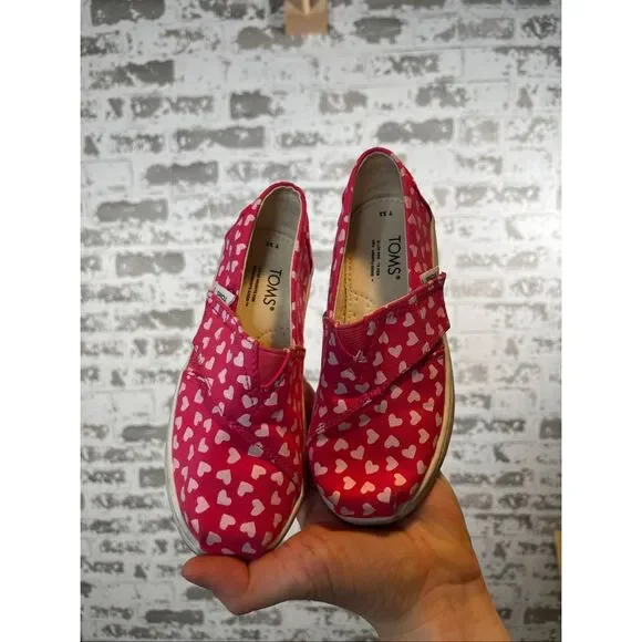 Toms | kids pink heart design shoes toddler size 11