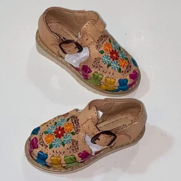 🥰Tres Reinas Original Leather Blue Tag Detailed Craftsmanship Kids Shoes Size 6C