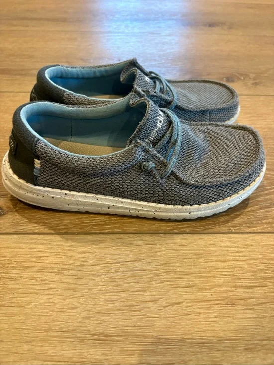 Hey Dude Casual Knit Slip-On Loafers in Gray with White Sole