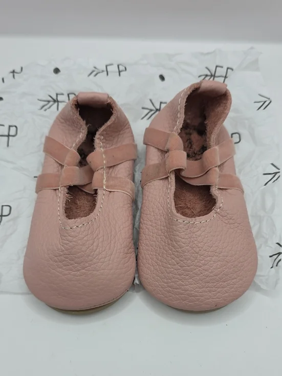 Freshly Picked Blush Ballet Baby Mocassins Size 3