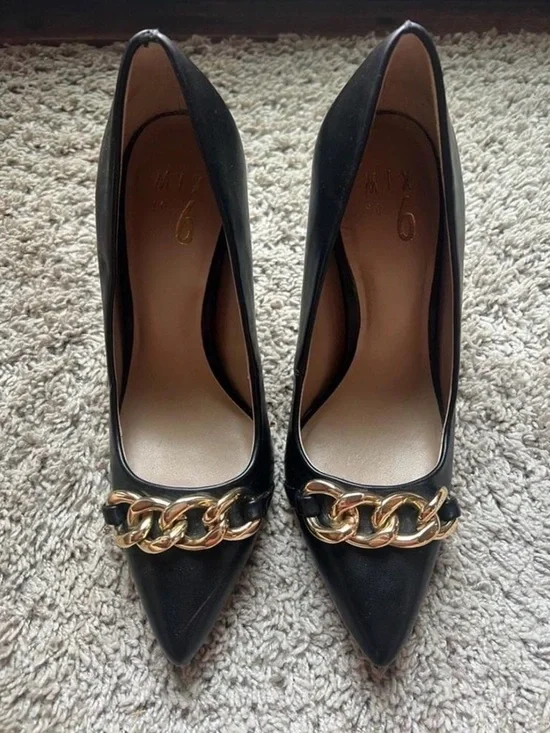 Mix No. 6 Black Pointed Toe Pumps with Gold Chain