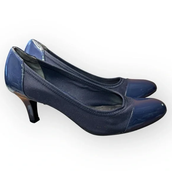 Life Stride Women’s Navy Blue Heels Size 10‎