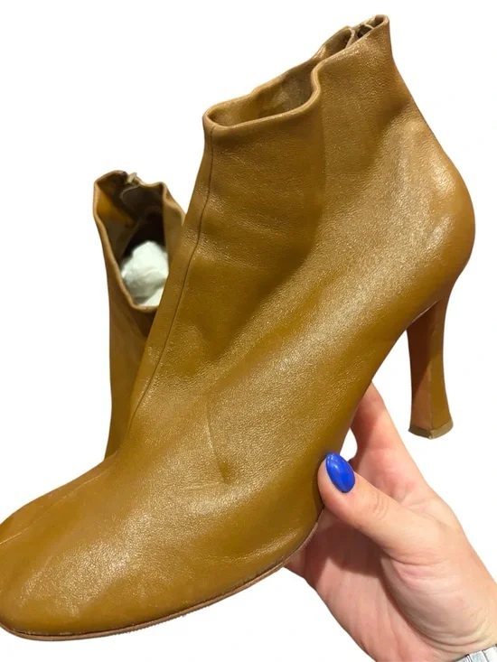 Celine Leather Heeled Ankle Booties 40.5
