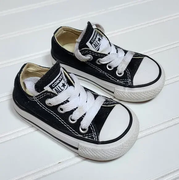Converse Kids Chuck Taylor All Star Low Sneakers Size 4 Toddler Black