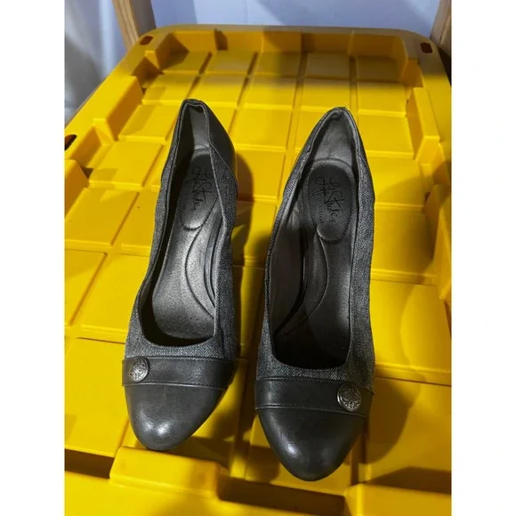 LifeStride Soft System Grey Herringbone Kitten Heel Pumps Button Detail Size 8M