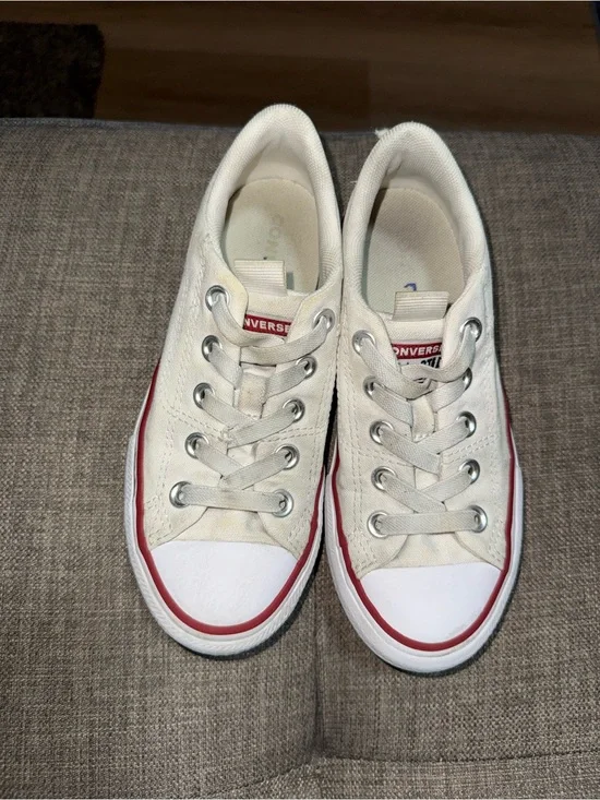 Converse Kids Low-Top Canvas Sneakers in Off-White and Red Trim