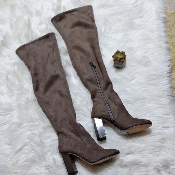 NWT Elegant Brown Michael KORS Brown Over-the-Knee Boots