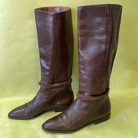 Vintage dark brown Flex distressed leather pull on riding boots