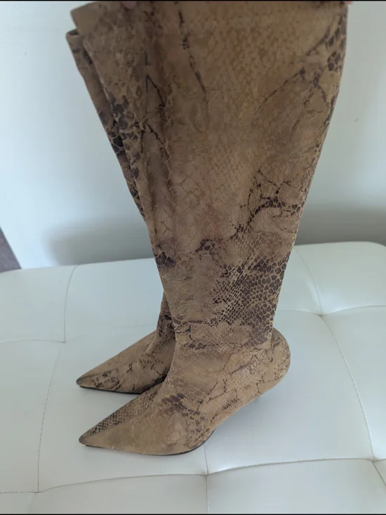 Snake-Print Knee-High Pointed Toe Women's Boots - Tan