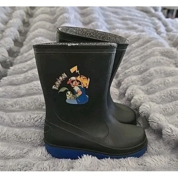 Pokémon Rain Boots Black Kids Pull-On Size 22-Made In Italy. Youth Size 5 USA
