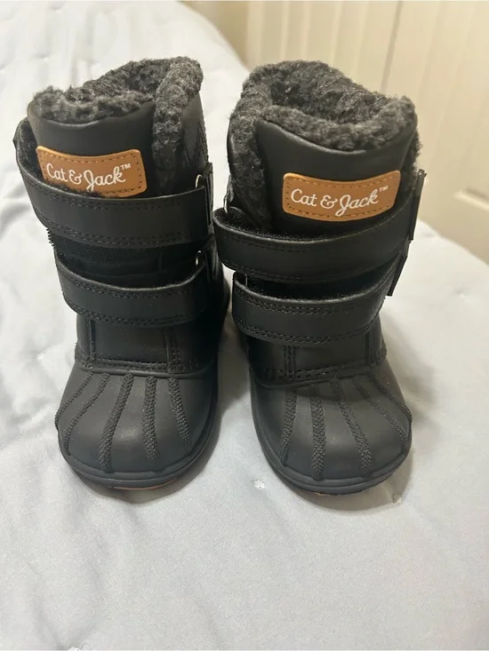 Cat & Jack Black Kids Winter Snow Boots with Faux Fur Trim