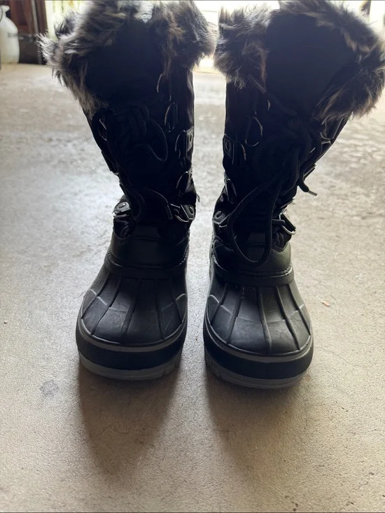 Black Faux Fur Trim Winter Youth Girl Snow Boots