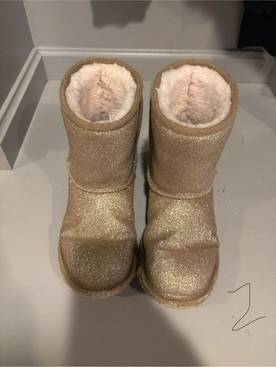 UGG Kids Glitter Gold Shearling-Lined Boots