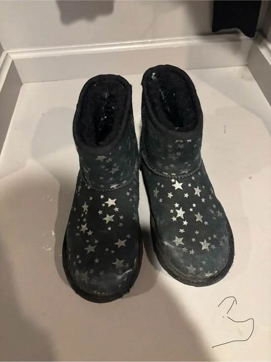 UGG Kids Black Star-Print Short Rain & Snow Boots