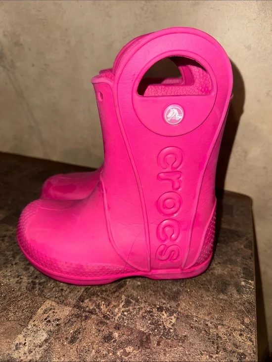 CROCS Kids Bright Pink Handle Rain Boots