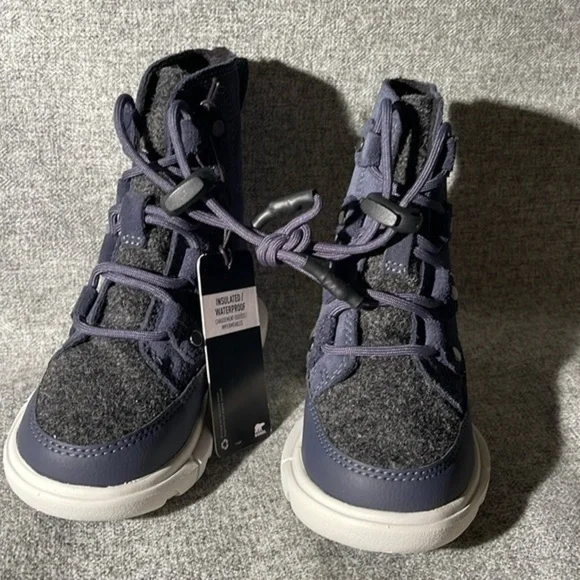 Sorel Kids Lace Waterproof Boots. NWT