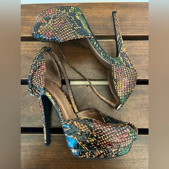 Jeffery Campbell Platform Sandals size 7.5