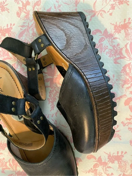 boc Black Leather Platform Wedge Sandals