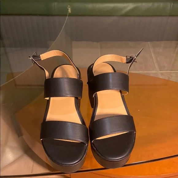 Marc Fisher platform sandals