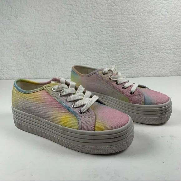 Steve Madden Womens Bobbi30 Platform Sneaker Tie Dye 7.5 M NWOB Flaw Scuffs 7137
