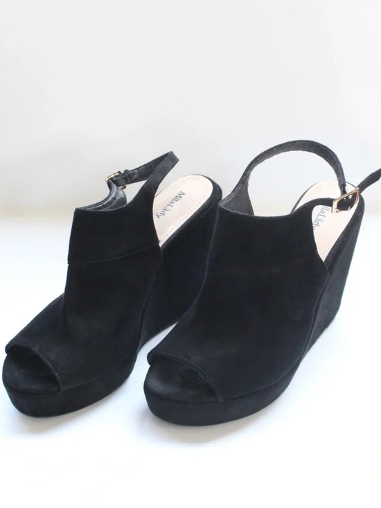MilaLady - Gently Used Black Faux Suede Peep-Toe Platform Wedges