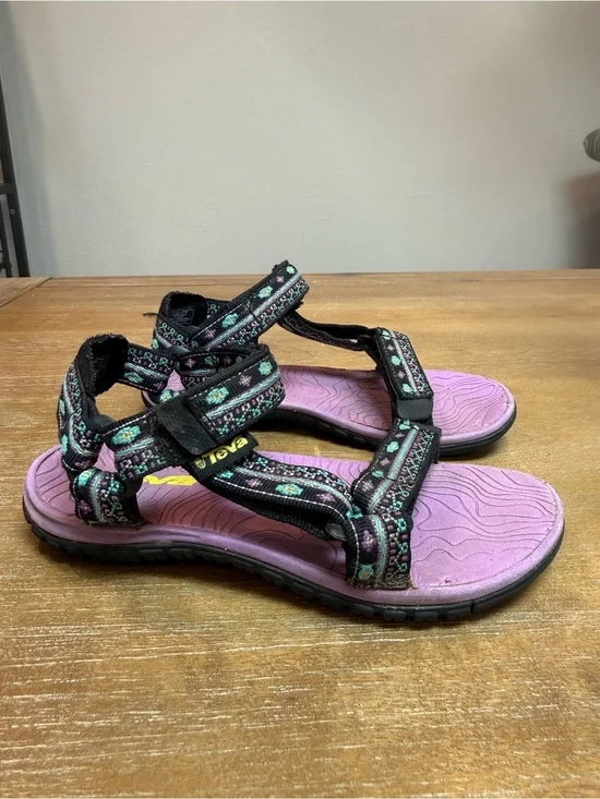Teva Kids Hurricane Sandal Waterproof Hiking Casual Black Purple Size 13