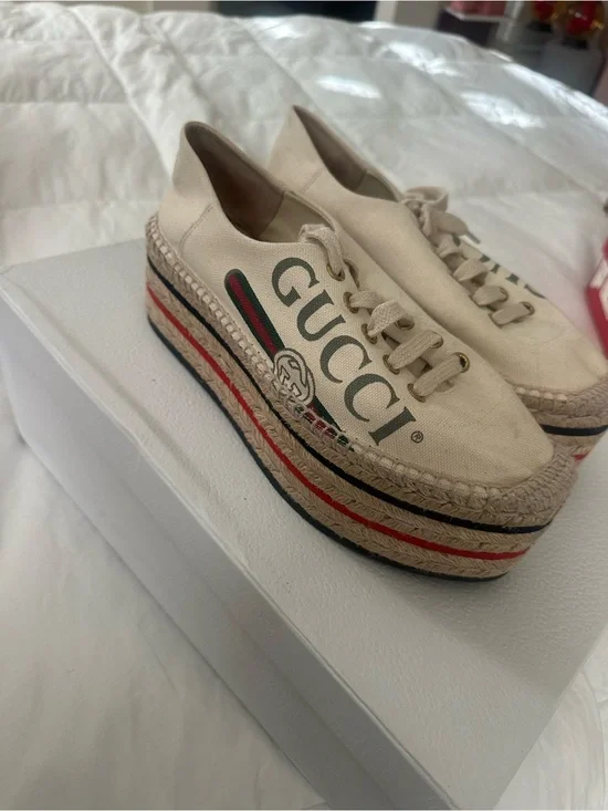 Gucci Cream Canvas Platform Espadrille Sneakers with Red and Green Stripe
