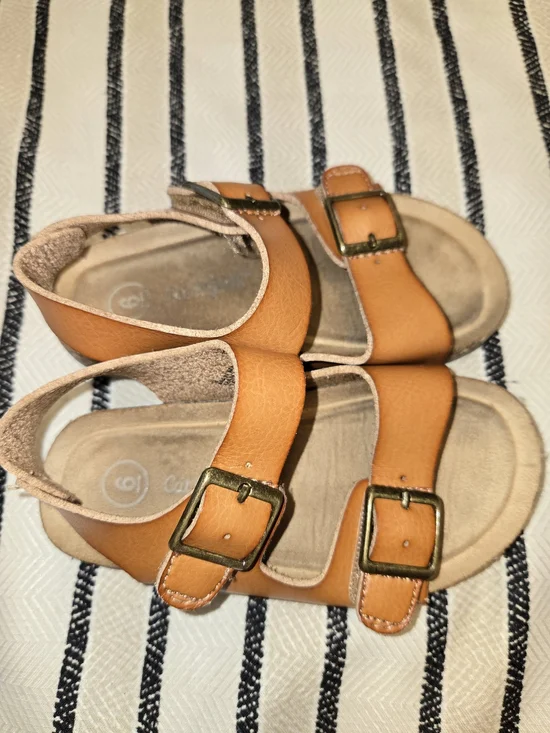 Kids Tan Leather Buckle Sandals