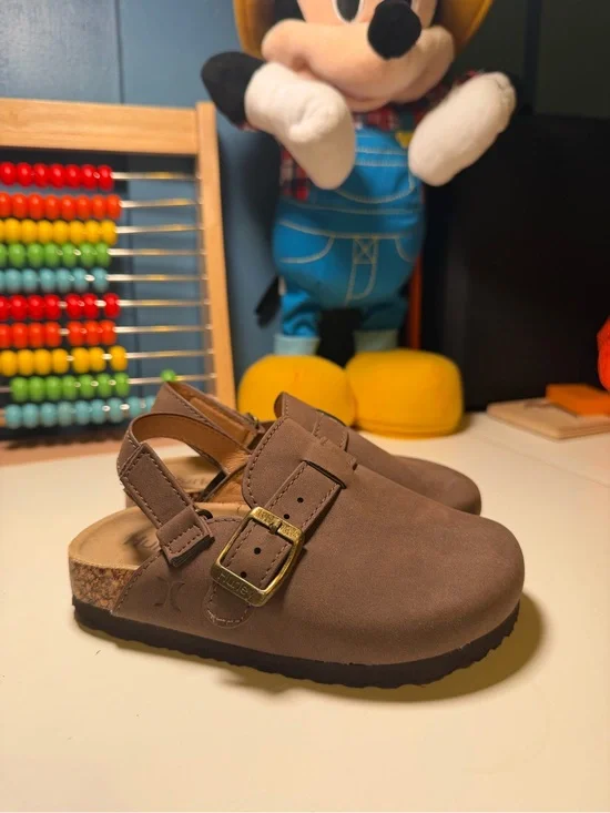 Kids Brown Buckle Clog Sandals 7C