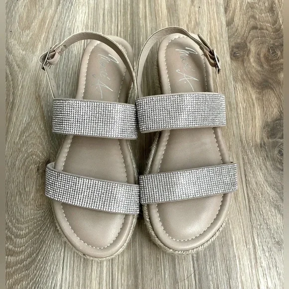 Mari A. Tamara Nude/Nude Sandals Size 8.5 Espadrille EUC