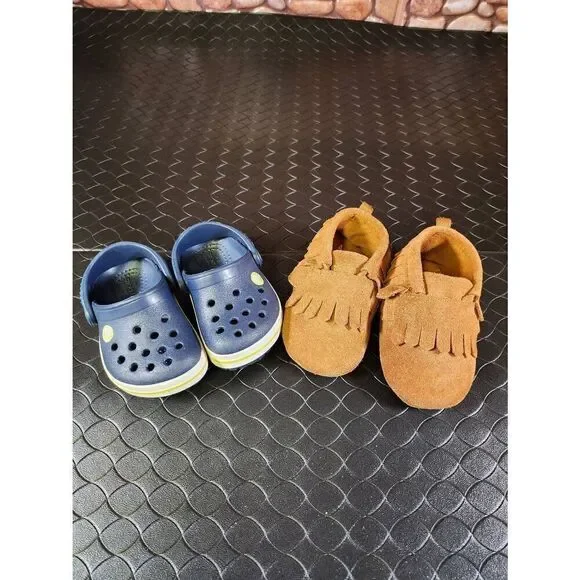 Size 4 Crocs and Wonder Nation Moccasins #A18