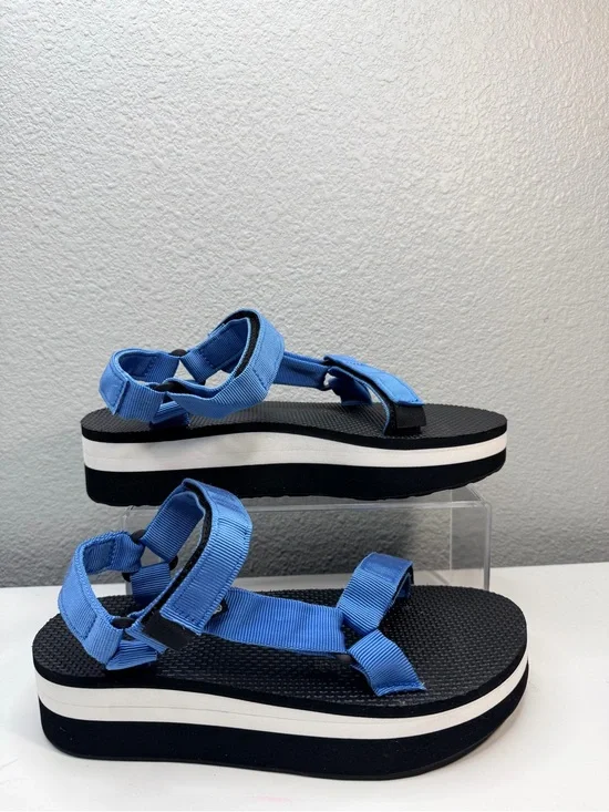 Teva Flatform Universal Strappy Sandals Blue White Black Size 9 LIKE NEW