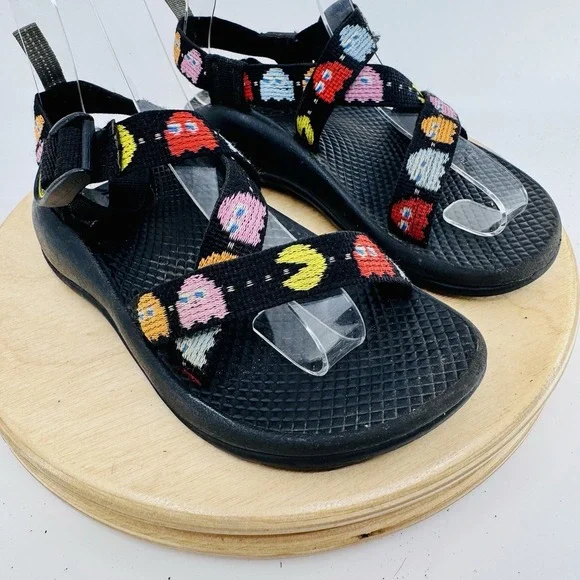 Chaco Z/1 Classic Pac-Man Sandals kids 1 boys girls  youth black shoes